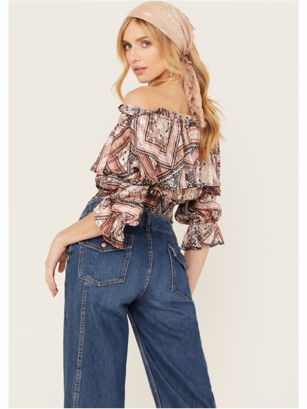 Shyanne Ruffle Off Shoulder Chiffon Top
(B4)